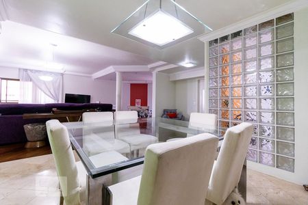 Sala de jantar de apartamento para alugar com 4 quartos, 288m² em Sumaré, São Paulo