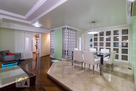 Sala de jantar de apartamento para alugar com 4 quartos, 288m² em Sumaré, São Paulo