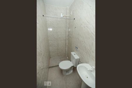 Banheiro de apartamento para alugar com 1 quarto, 32m² em Piedade, Rio de Janeiro