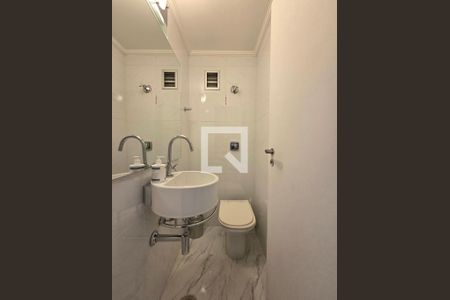 Lavabo de apartamento para alugar com 2 quartos, 100m² em Itaim Bibi, São Paulo