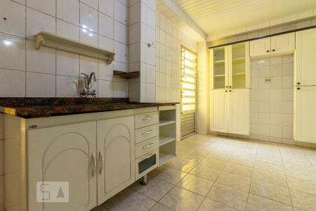 Cozinha de casa à venda com 3 quartos, 130m² em Vila São Geraldo, São Paulo