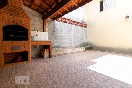 Quintal - Churrasqueira  de casa à venda com 3 quartos, 130m² em Vila São Geraldo, São Paulo
