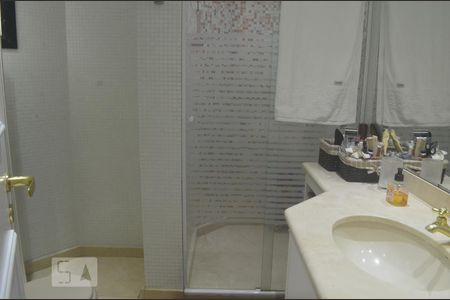 Banheiro de apartamento à venda com 3 quartos, 190m² em Parque Bairro Morumbi, São Paulo