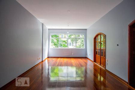 Sala de apartamento para alugar com 3 quartos, 134m² em Laranjeiras, Rio de Janeiro