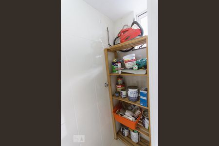 Apartamento à venda com 81m², 2 quartos e 1 vagaBanheiro de Serviço