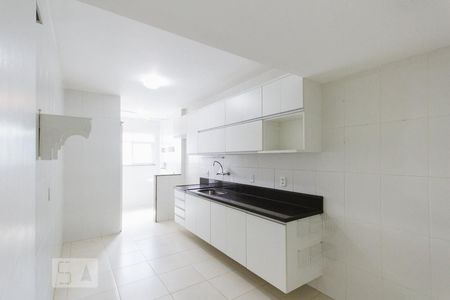 Apartamento à venda com 81m², 2 quartos e 1 vagaCozinha e Área de Serviço