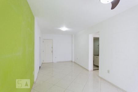 Sala de apartamento à venda com 2 quartos, 81m² em Tanque, Rio de Janeiro