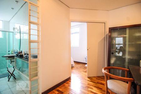 Apartamento para alugar com 65m², 1 quarto e 2 vagas Apartamento para alugar com 65m², 1 quarto e 2 vagasEscritório