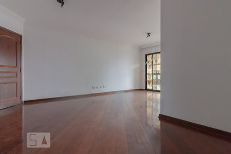 Apartamento para alugar com 117m², 3 quartos e 2 vagasSala