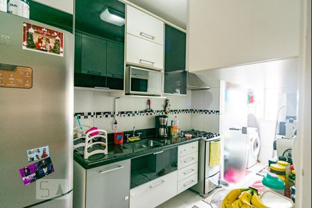 Apartamento à venda com 77m², 2 quartos e 1 vagaCozinha