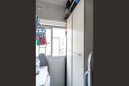 Apartamento à venda com 77m², 2 quartos e 1 vagaÁrea de Serviço