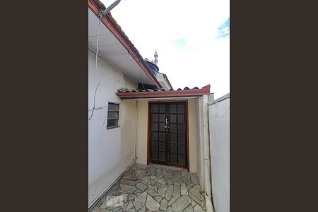 Casa de condomínio para alugar com 55m², 1 quarto e sem vagafachada interna