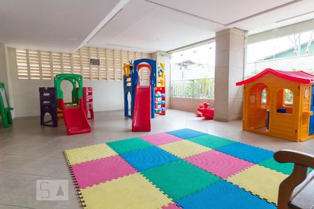 Apartamento para alugar com 61m², 2 quartos e 1 vagaPlayground infantil