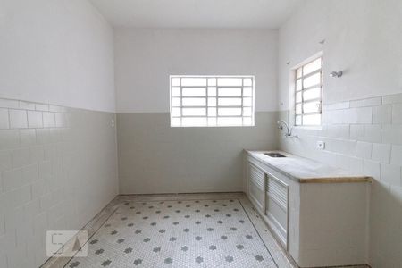 Casa para alugar com 2 quartos, 100m² em Vila Gustavo, São Paulo