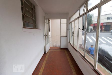 Casa para alugar com 100m², 2 quartos e sem vaga