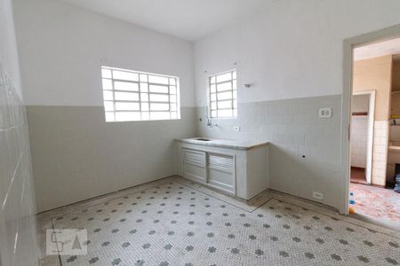 Casa para alugar com 100m², 2 quartos e sem vaga
