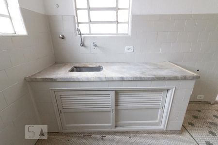 Casa para alugar com 100m², 2 quartos e sem vaga