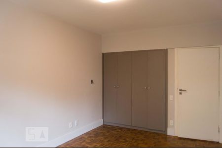 Apartamento para alugar com 141m², 4 quartos e 2 vagas Apartamento para alugar com 141m², 4 quartos e 2 vagasDormitório 1