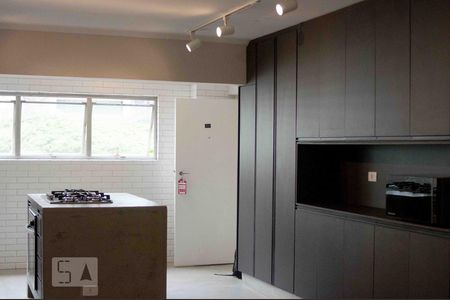 Apartamento para alugar com 141m², 4 quartos e 2 vagas Apartamento para alugar com 141m², 4 quartos e 2 vagasCozinha