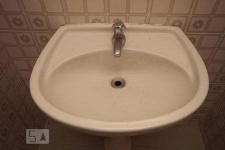 Banheiro de apartamento para alugar com 1 quarto, 45m² em Bela Vista, São Paulo
