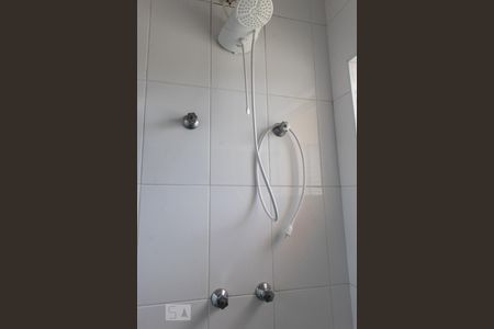 Banheiro da Suite de casa para alugar com 2 quartos, 149m² em Vila Nair, São Paulo