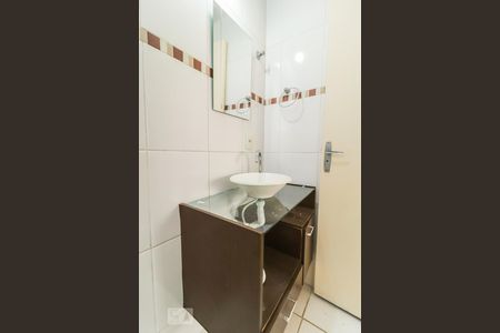 Banheiro de apartamento para alugar com 2 quartos, 52m² em Freguesia (jacarepaguá), Rio de Janeiro