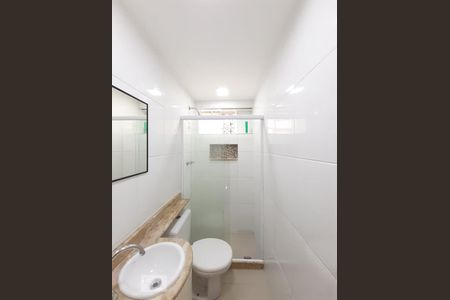 Banheiro Social de apartamento para alugar com 2 quartos, 50m² em Piedade, Rio de Janeiro