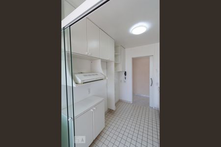 Apartamento à venda com 76m², 3 quartos e 2 vagasCozinha