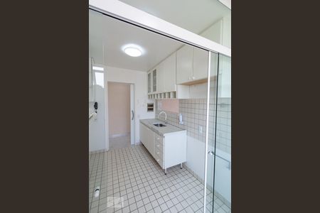 Apartamento à venda com 76m², 3 quartos e 2 vagasCozinha