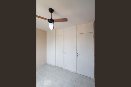 Apartamento à venda com 76m², 3 quartos e 2 vagasSuíte 