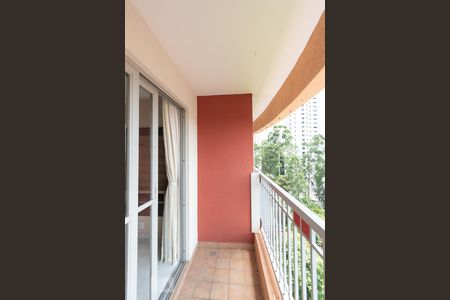 Apartamento à venda com 76m², 3 quartos e 2 vagasVaranda