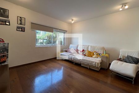 Sala 1 de casa à venda com 4 quartos, 260m² em Água Branca, São Paulo