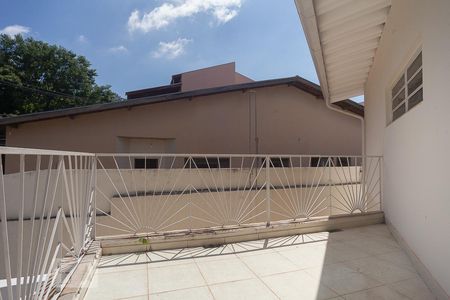 Casa à venda com 300m², 4 quartos e 4 vagas Casa à venda com 300m², 4 quartos e 4 vagasVaranda da suíte 1