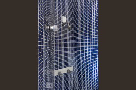 Casa à venda com 300m², 4 quartos e 4 vagas Casa à venda com 300m², 4 quartos e 4 vagasBanheiro da suíte 2