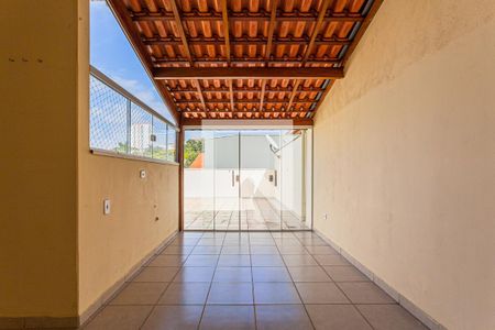 Apartamento para alugar com 100m², 2 quartos e 1 vaga Apartamento para alugar com 100m², 2 quartos e 1 vagaCobertura