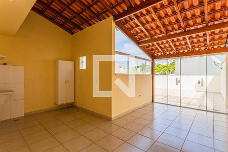 Apartamento para alugar com 100m², 2 quartos e 1 vaga Apartamento para alugar com 100m², 2 quartos e 1 vagaCobertura - Área de serviço