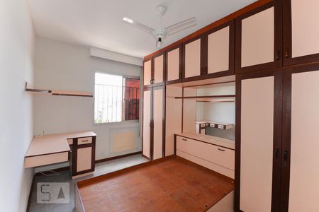 Quarto 1 de apartamento para alugar com 3 quartos, 65m² em Rio Comprido, Rio de Janeiro