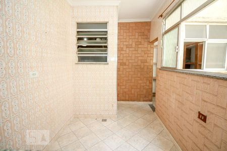Área de Serviço de apartamento para alugar com 2 quartos, 120m² em Vista Alegre, Rio de Janeiro