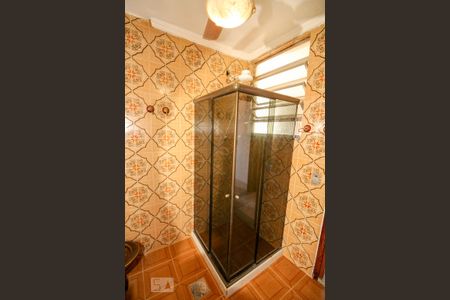 Banheiro de apartamento para alugar com 2 quartos, 120m² em Vista Alegre, Rio de Janeiro