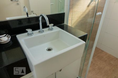 Apartamento à venda com 66m², 2 quartos e 1 vaga Apartamento à venda com 66m², 2 quartos e 1 vagaBanheiro Social