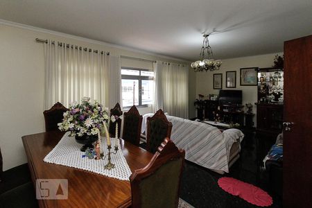 Sala de casa para alugar com 3 quartos, 250m² em Parque São Lucas, São Paulo