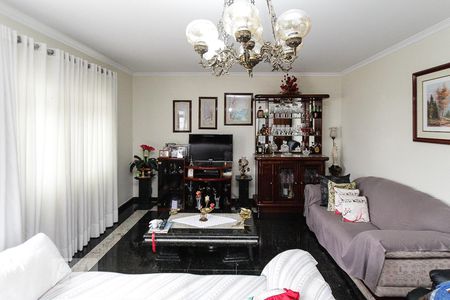 Sala de casa para alugar com 3 quartos, 250m² em Parque São Lucas, São Paulo