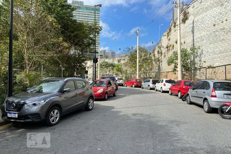 Apartamento para alugar com 64m², 3 quartos e 1 vaga Apartamento para alugar com 64m², 3 quartos e 1 vagaVista da Rua