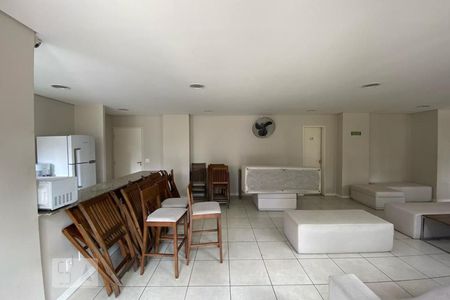 Apartamento para alugar com 64m², 3 quartos e 1 vaga Apartamento para alugar com 64m², 3 quartos e 1 vagaÁrea comum - Salão de festas