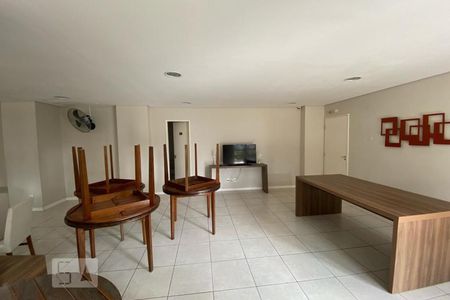 Apartamento para alugar com 64m², 3 quartos e 1 vaga Apartamento para alugar com 64m², 3 quartos e 1 vagaÁrea comum - Salão de festas