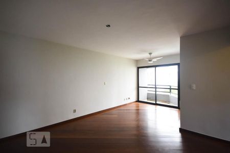 Sala de apartamento para alugar com 2 quartos, 70m² em Real Parque, São Paulo