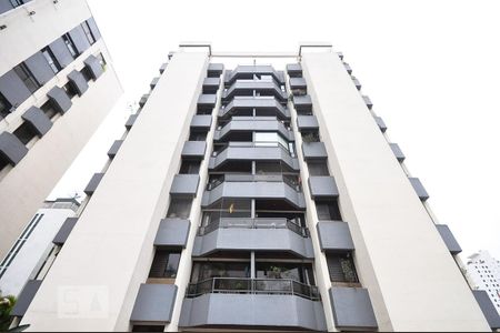 Fachada de apartamento para alugar com 2 quartos, 70m² em Real Parque, São Paulo