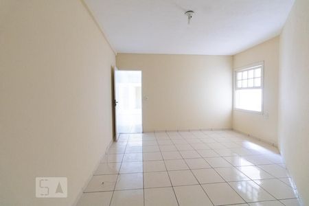 Casa para alugar com 130m², 2 quartos e sem vaga Casa para alugar com 130m², 2 quartos e sem vagaQuarto 2