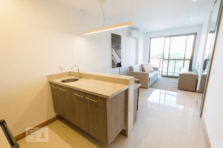 Sala/Cozinha de apartamento à venda com 1 quarto, 36m² em Jacarepaguá, Rio de Janeiro
