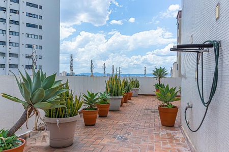 Apartamento à venda com 280m², 4 quartos e 2 vagasVaranda - Cobertura